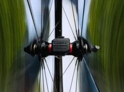 Lezyne Pro Snelheid & Trapfrequentiesensor 8 Lezyne Pro Snelheid & Trapfrequentiesensor -Professionele Winkel Voor Fietsaccessoires 1 ps procs v104 3 medium