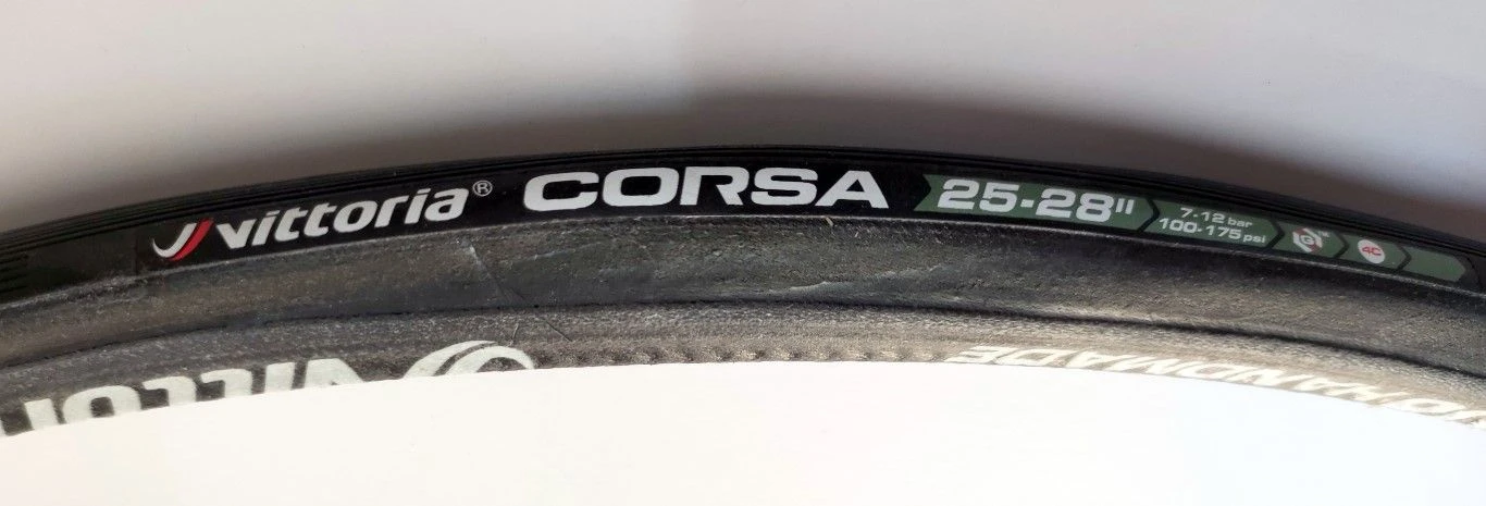 Vittoria Corsa Butyl Graphene Tube-Zwart-700x25 4 Vittoria Corsa Butyl Graphene Tube-Zwart-700x25 - Afbeelding 2