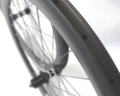 Dt-swiss DT Swiss 350 Straightpull Personalized Full Carbon Clincher Wielset 50mm -Professionele Winkel Voor Fietsaccessoires 40E77F0C 410A 466D ACF2 98DB51C0D0AB 1