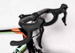 Carrera ER01 105-Zwart-Groen-Oranje-M -Professionele Winkel Voor Fietsaccessoires 7061256379336 4 medium