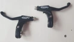 Shimano Deore M590 Brake Levers-zwart