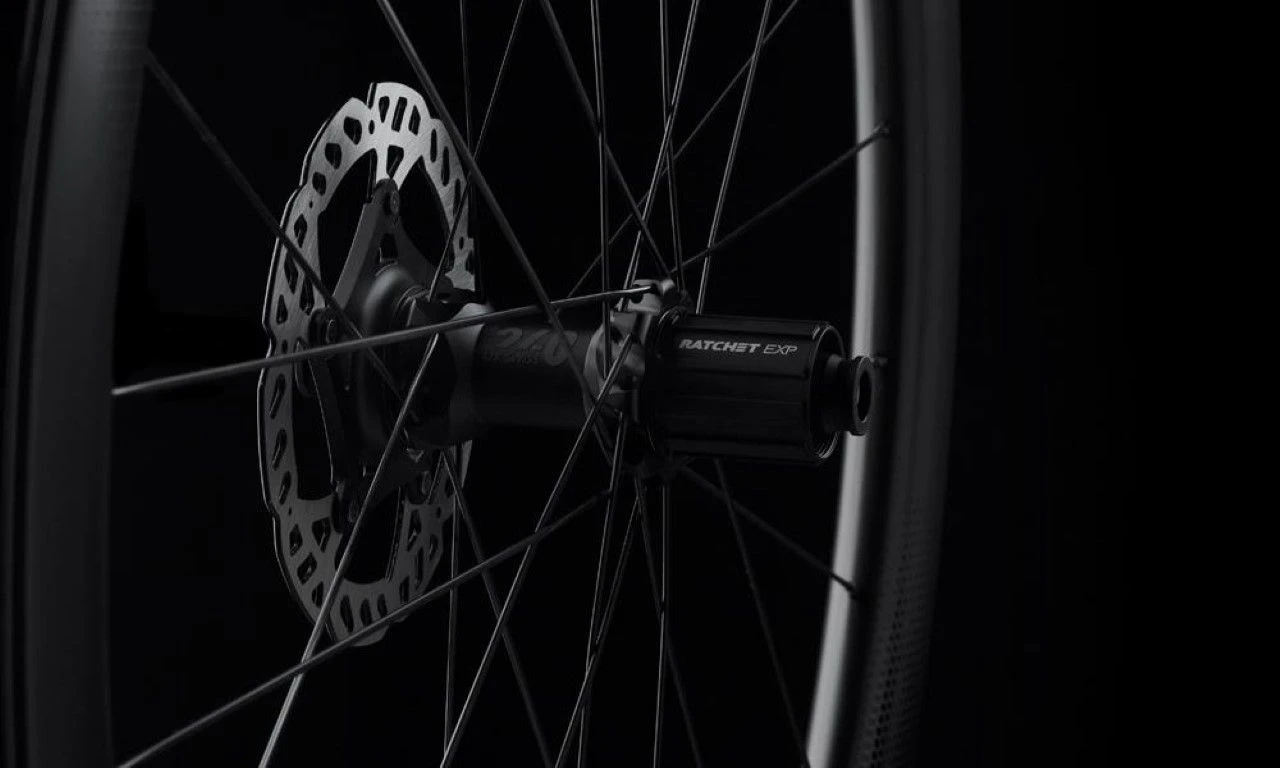 Fast Forward FFWD Ryot 44 DT240 Carbon Disc Wielset-Zwart 6 Fast Forward FFWD Ryot 44 DT240 Carbon Disc Wielset-Zwart - Afbeelding 4