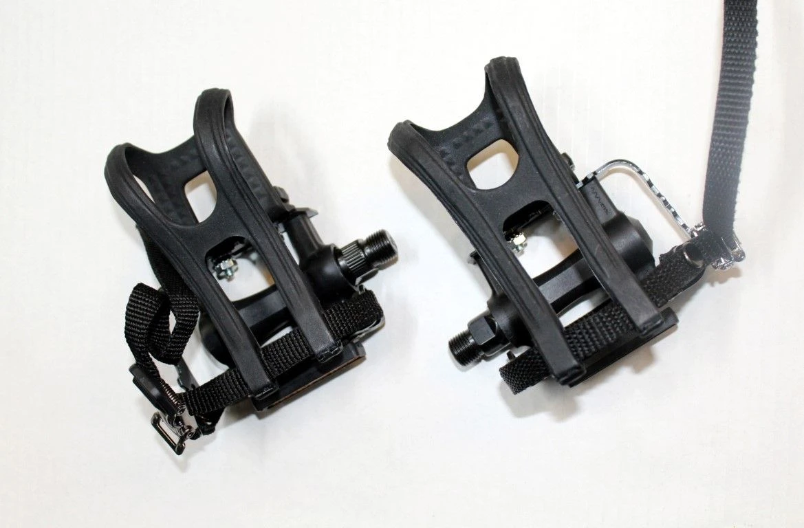 Massini Pedaalset Met Toeclip-Zwart 3 Massini Pedaalset Met Toeclip-Zwart